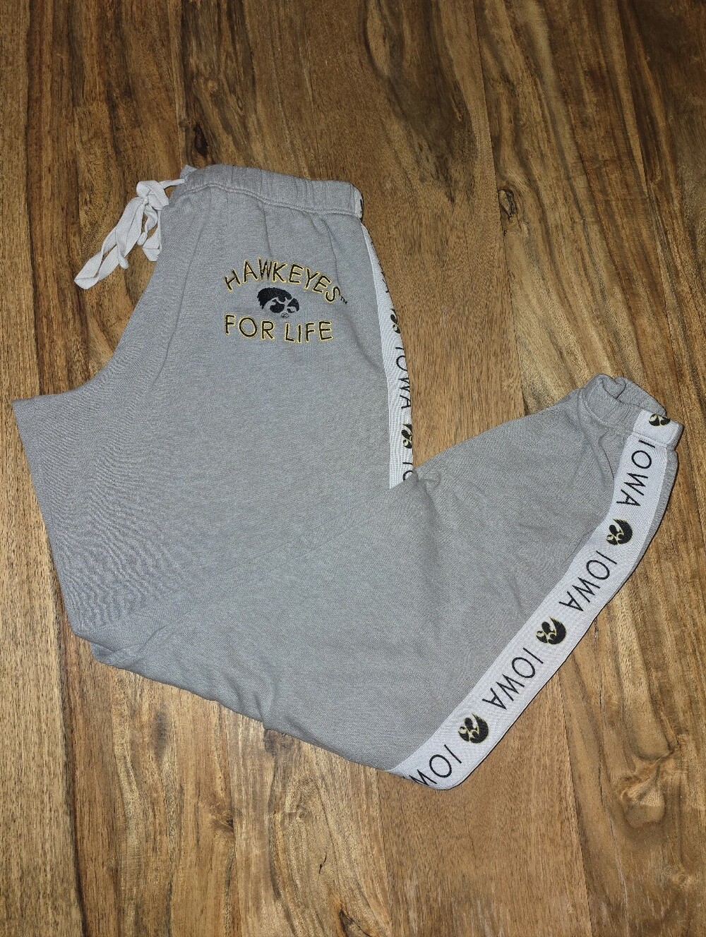 PINK Victoria's Secret Gray Hawkeyes For Life Joggers Size: Small